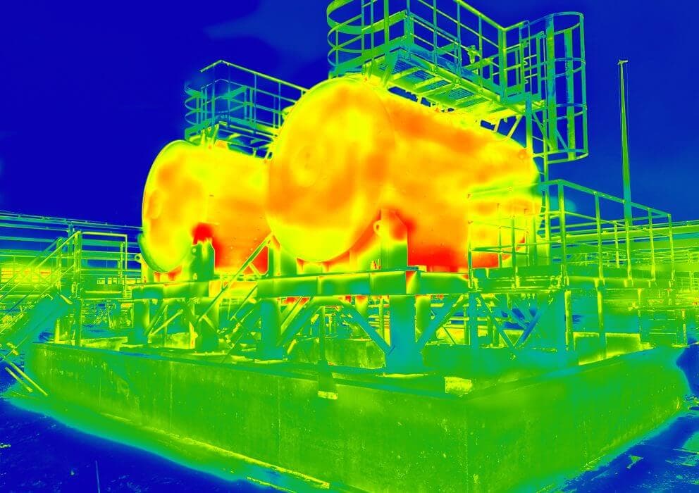 Thermographie-Aufnahme einer Industrieanlage